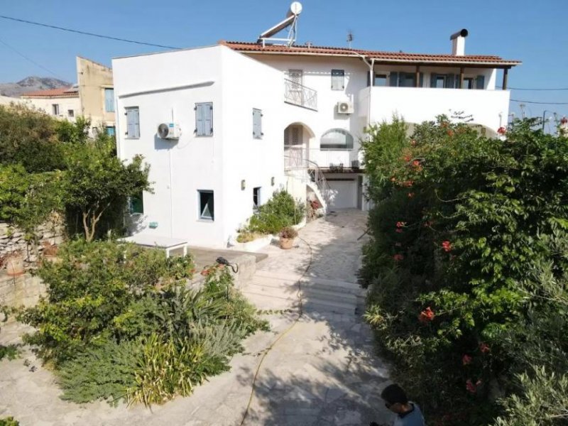 Kato Poros Kreta - Zweistöckiges Haus mit Gästezimmer zum Verkauf in Kato Poros Haus kaufen